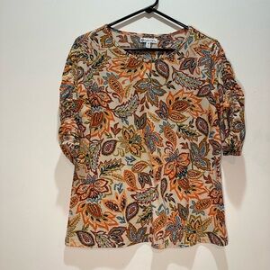 Kate Park Vibrant Paisley Short Sleeve Top